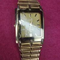 ساعت طلایی استیلی مناسب افراد بزرگسال|ساعت|میاندوآب, |دیوار