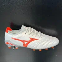 کفش چمن میزانو