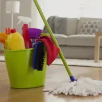 نیروی نظافتی خانم