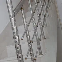 نرده استیل و شاخ گوزنی