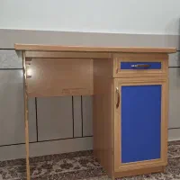میز تحریر و مطالعه جادار