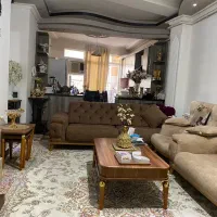 آپارتمان تک واحد ۱۰۰ متری سه ط سه واحد طبقه دوم