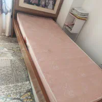 تخت یک نفره