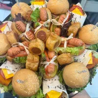 خدماتی خانم و اقا در اشپز خانه فست فود|استخدام خدمات فروشگاه و رستوران|کیش, |دیوار