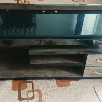 زیر تلوزیون ۴۰۰