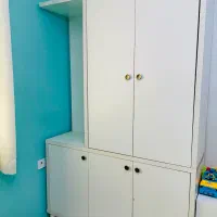 کمد و جاکفشی