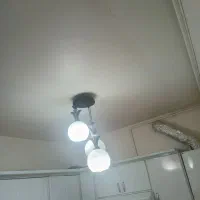 یک عد د لوستر آشپزخانه سالم وتمیز