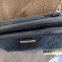 کیف|کیف، کفش، کمربند|زاویه, |دیوار