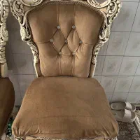مبل سلطنتی ۹ نفره همراه با میز عسلی|مبلمان خانگی و میز عسلی|اسلام‌شهر, شهرک قائمیه|دیوار