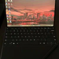 سرفیس پرو 10 در حد نو با کیبورد و قلم اصلی