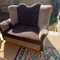 کلیه لوازم چوبی یکجا مبل میز عسلی اینه کنسول