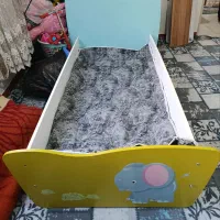 تخت کودک و دراور