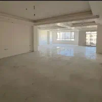 آپارتمان ۲۰۹ متر دانشگاه/جنوبی/قواره نزدیک خیابان