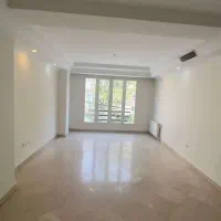 84 متری روبه آفتاب