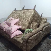 یه دست مبل تخت شو در بردسیر