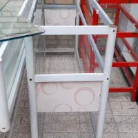 ۲ عدد ویترین