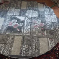 فرش گرد تمیز وسالم برای آشپزخانه وپاگرد