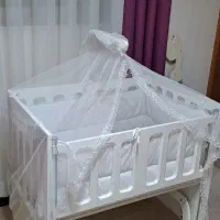 گهواره وتخت کنارمادر۳۵۰۰۰۰۰ هزارتومان|تخت و صندلی بچه|تنکابن, |دیوار