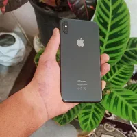 ایفون xs در حد نو بدون خط خش حافظه 256