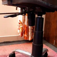 صندلی اداری راحتی چرخدار گردان|صندلی و نیمکت|کرج, باغستان|دیوار