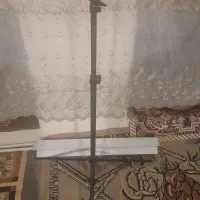 سه پایه بزرگ ۳ متر و شاید زیاد