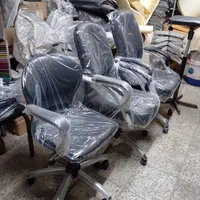 فروش صندلی های کارمندی و مدیریتی نو|مبلمان اداری|گرگان, |دیوار