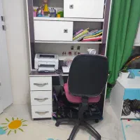 میزتحریر و کتابخانه سفید بادمجانی
