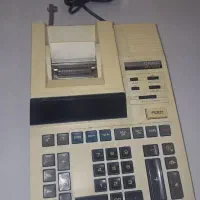 ماشین حساب قدیمی و آنتیک