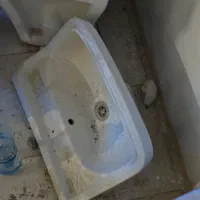 ۲ عدد دستشور  ۲ عدد پایه دستشور و ۱عدد توالت فرنگی|لوازم سرویس بهداشتی|مشهد, چهارچشمه|دیوار