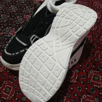 کتونی سایز ۴۰ نو نو|کیف، کفش، کمربند|بروجرد, |دیوار