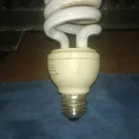 لامپ کم مصرف نو   15 وات  75 هزار تومان|لامپ و چراغ|شیراز, میانرود|دیوار