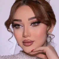 میکاپ و شینیون تخصصی عروس تا اخر خرداد۴ میلیون