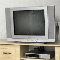 تلویزیون ۱۴ سامسونگ ، میز تی وی ، بوفه