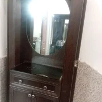 جاکفشی و جالباسی