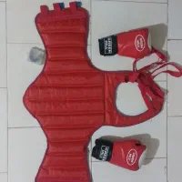 دستکش و محافظ بدن و محافظ لثه بوکس