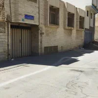 فروش یک باب منزل مسکونی باقابلیت بازسازی