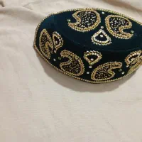 لچک کلاه|لباس|یاسوج, |دیوار