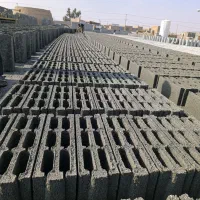 کارگر بلوک زنی