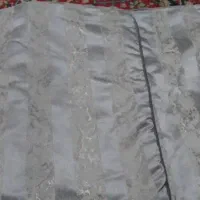 پوشه بالشت فروشی دارم چهارگوشه