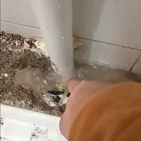 نشت یاب نشتی تشخیص ترکیدگی لوله بادستگاه تبریزنشت