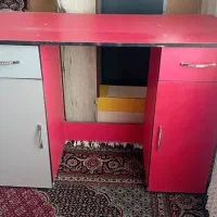 کمد دو طبقه لوازم آرایشی
