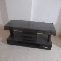 میز تلویزیون شیشه ای