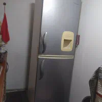 یخچال روشن