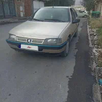 پژو 405 مدل 82