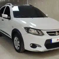 کوییک R مدل 1402 سفید مشکی در حد صفر