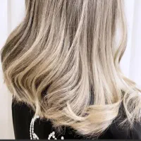 خانه تخصصی رنگ مو و لایت