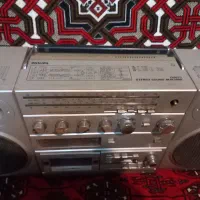 یه دستگاه ضبط فیلیپس بسیارسالم