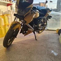 آپاچی|موتورسیکلت|زاوه, |دیوار