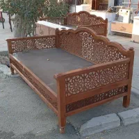 تخت سنتی|مبلمان خانگی و میز عسلی|فرخ‌شهر, |دیوار