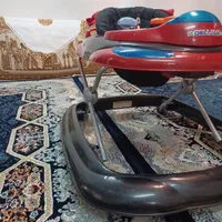 رو روئک|اسباببازی|رشت, منظریه|دیوار